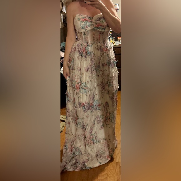 Floral Ruffle Maxi Dress - Picture 4 of 4